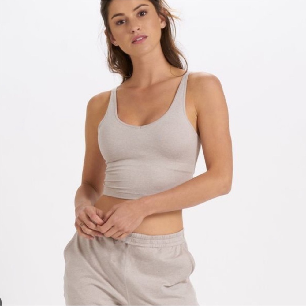 Vuori Light Gray Performance Crop Top